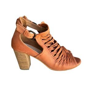 Charles by Charles David Leather Heeled Sandals – Size 9